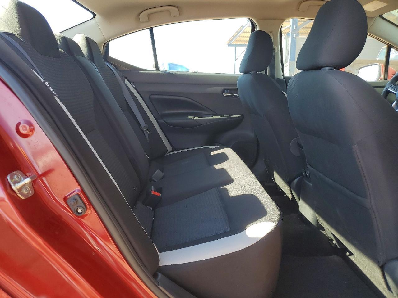 2020 Nissan Versa sv