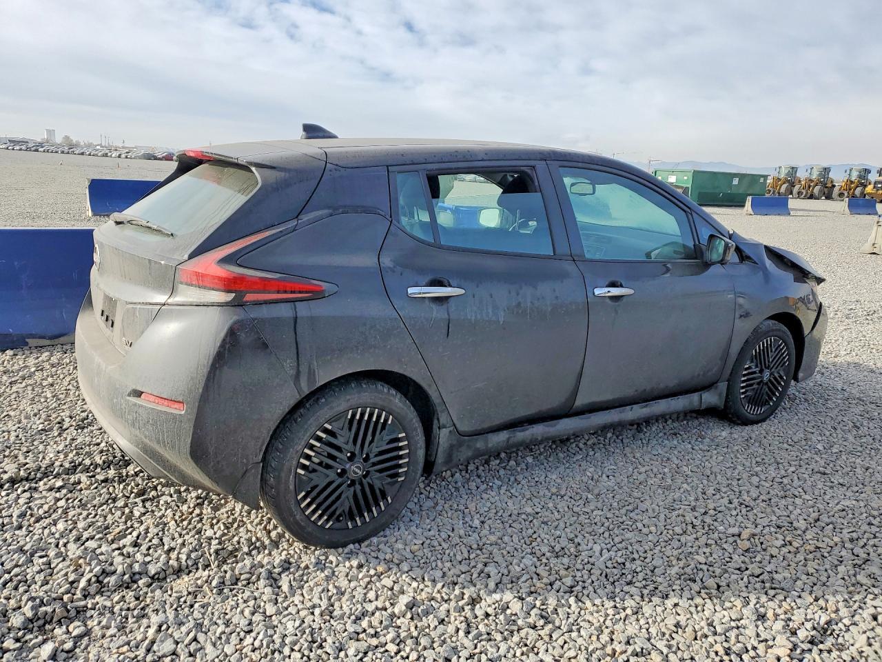 2025 Nissan Leaf sv Plus