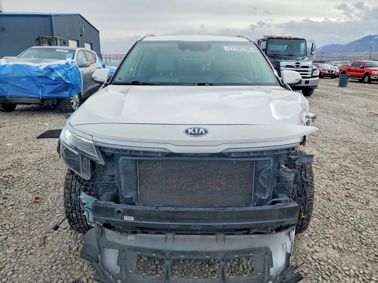 2021 KIA Seltos ex