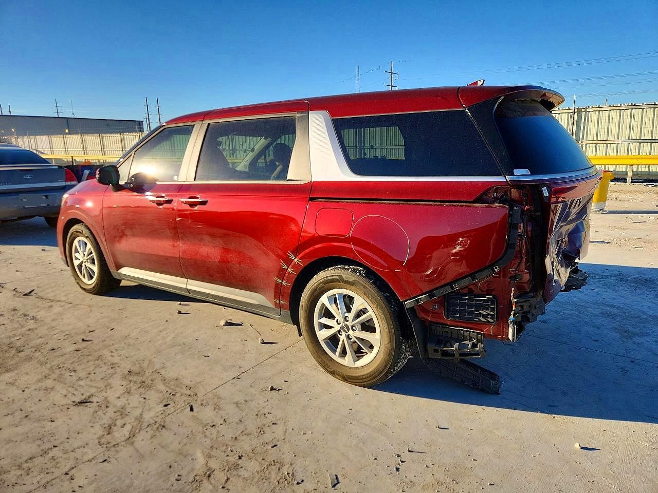 2022 KIA Carnival lx