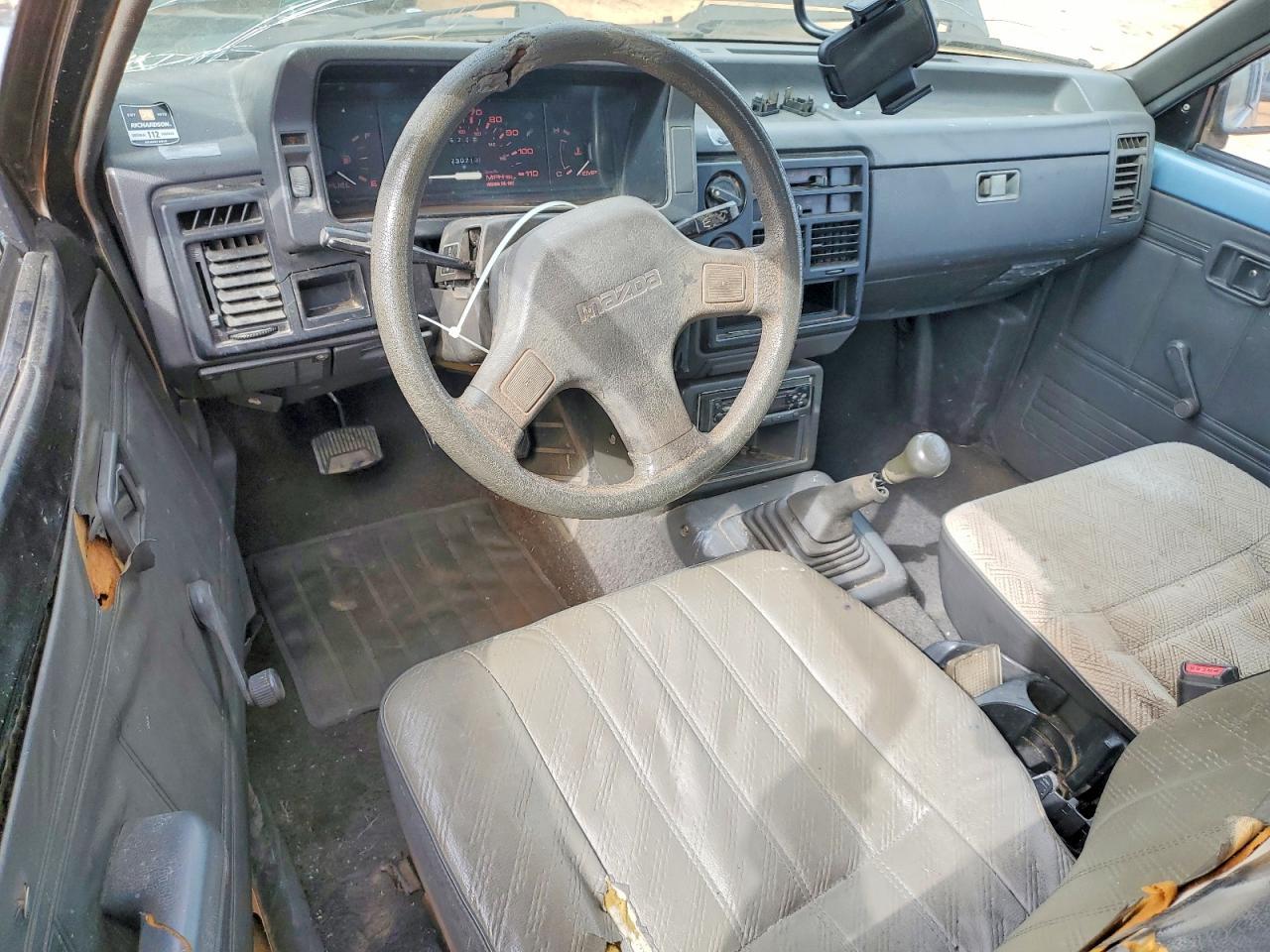 1993 Mazda B2200 Cab Plus