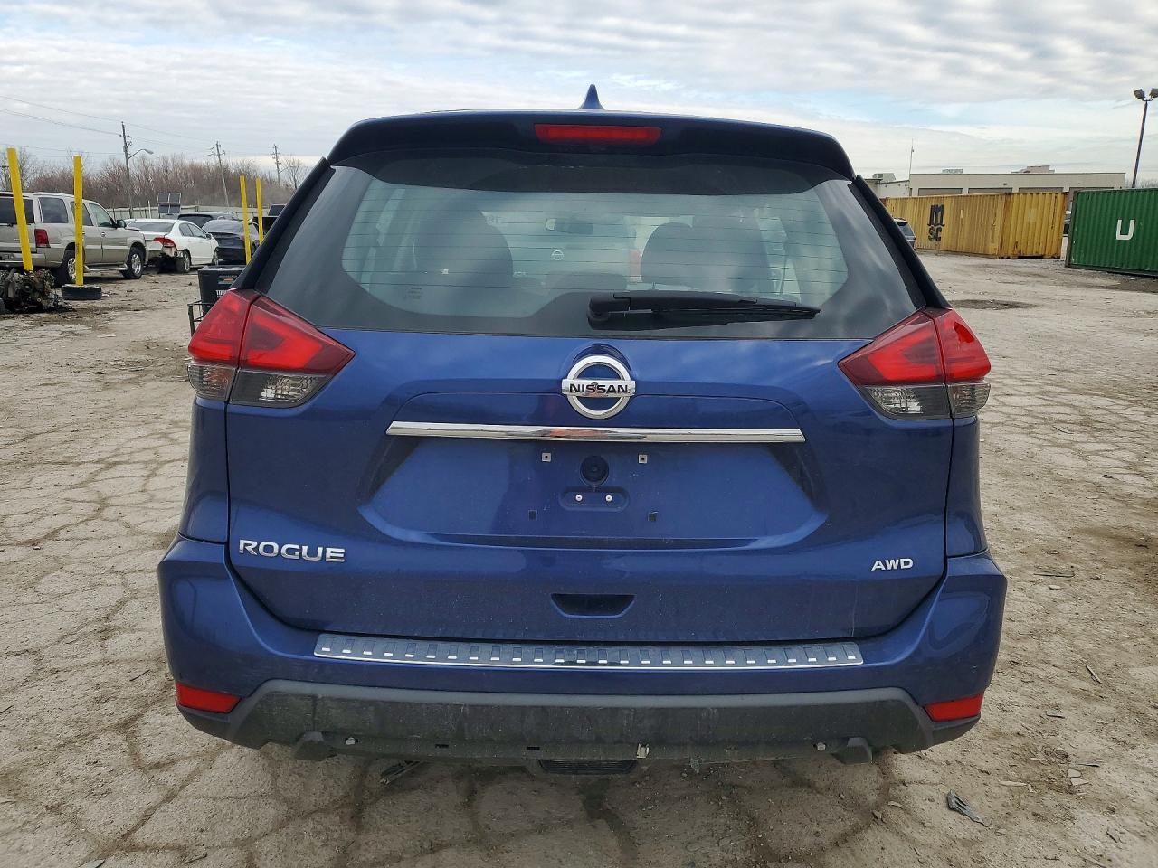 2017 Niss Rogue sv