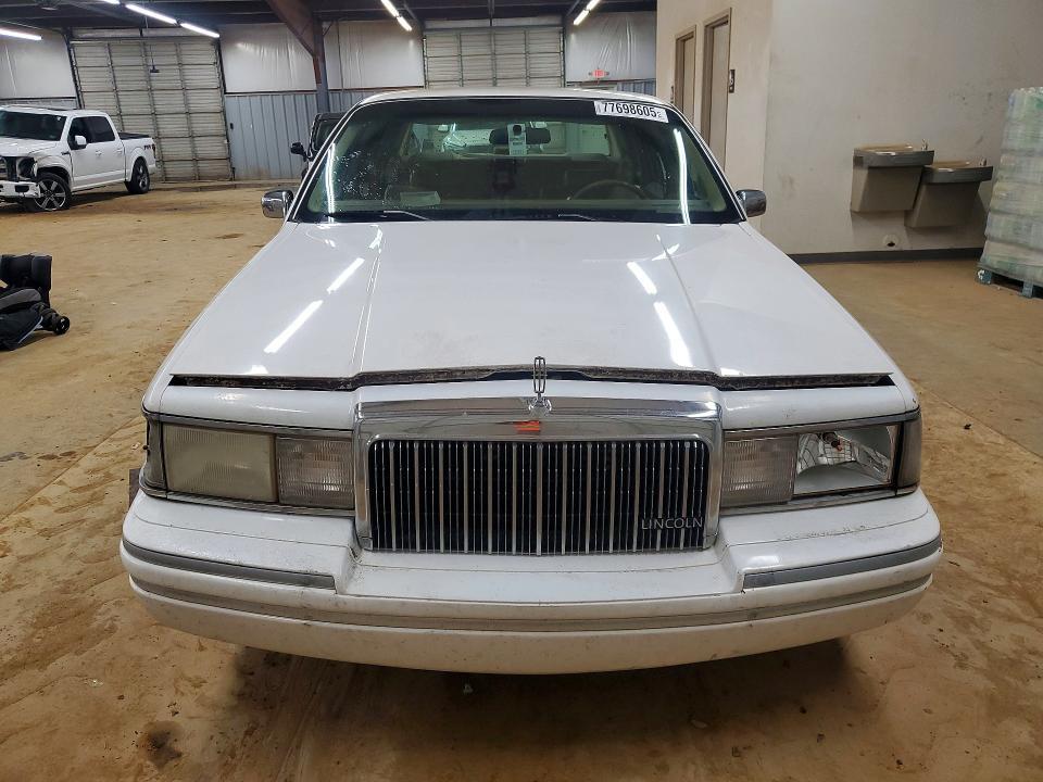 1994 Lincoln Town car Signature