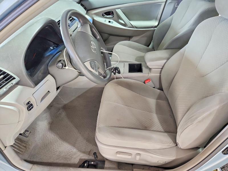 2009 Toyota Camry le