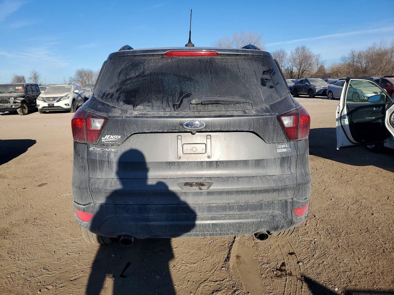 2019 Ford Escape sel