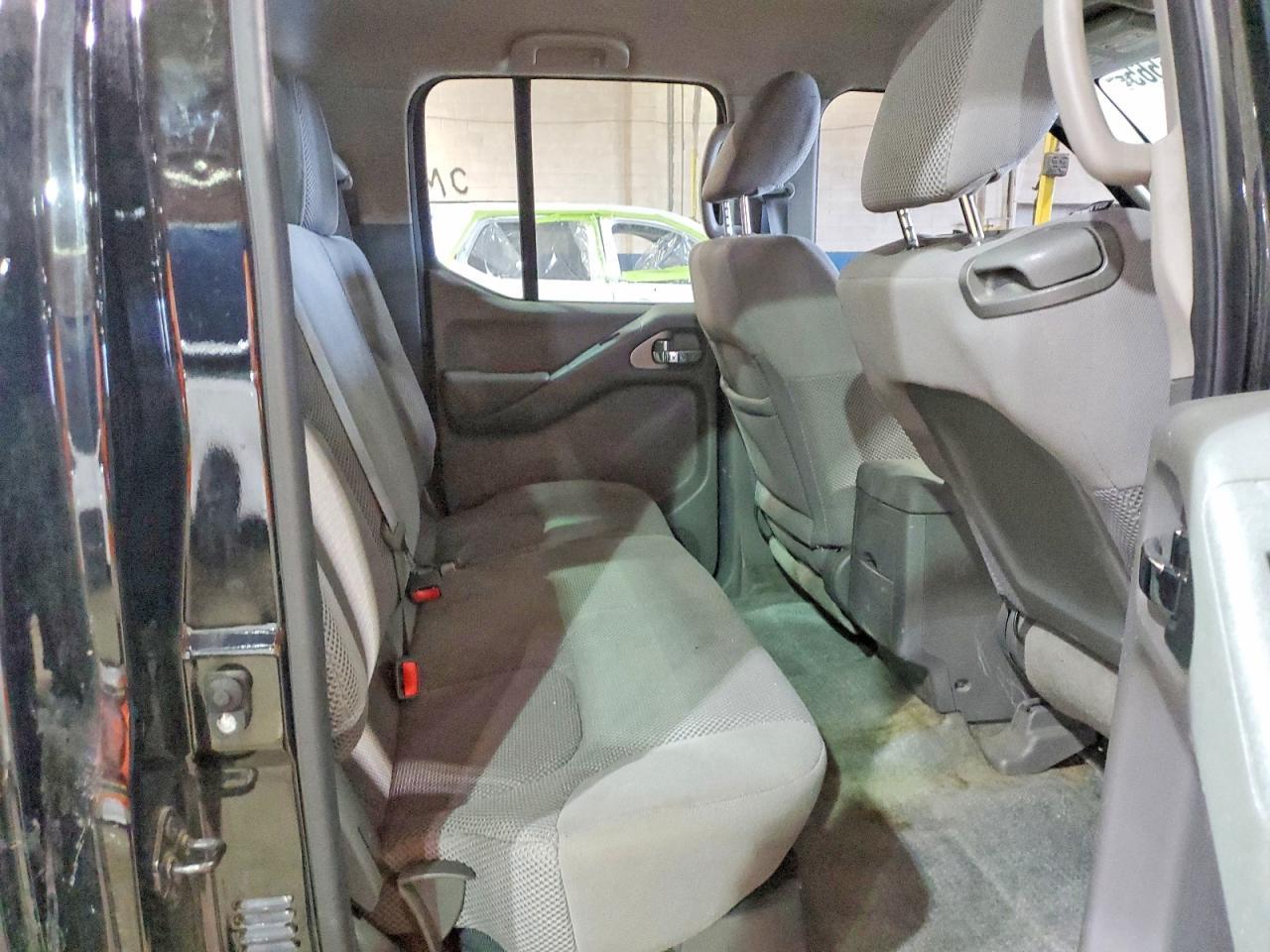 2012 Nissan Frontier S