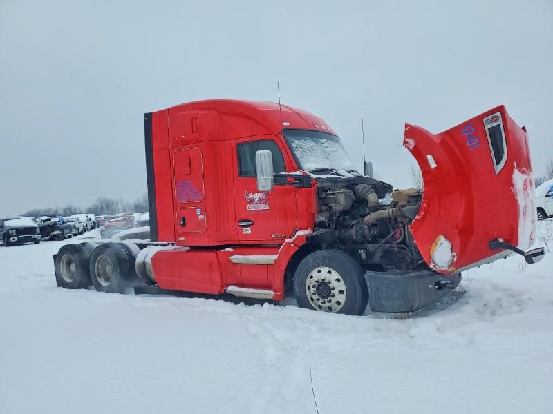 2017 Kenworth T680 Semi Truck