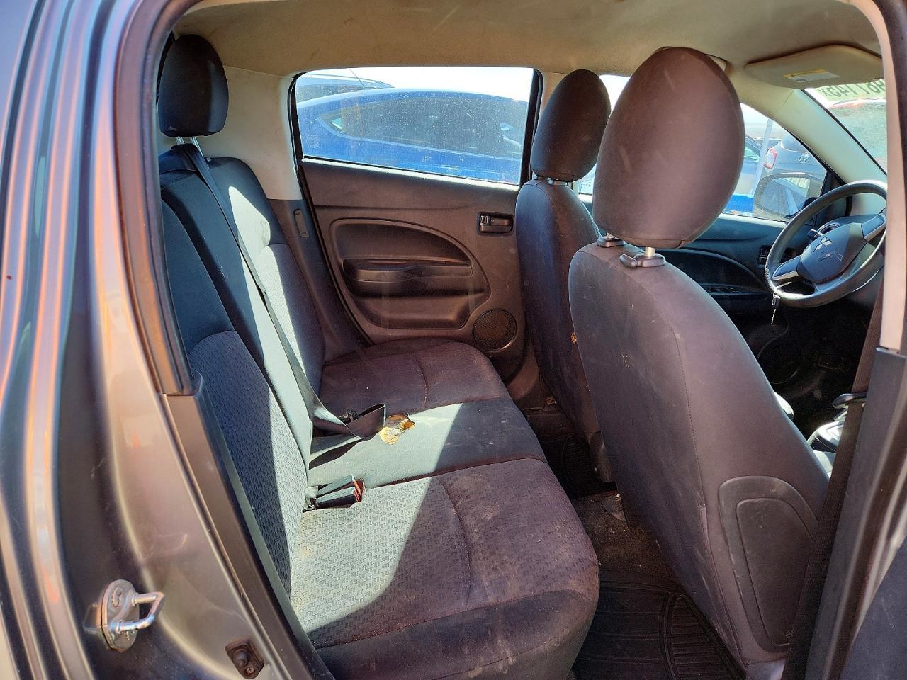 2017 Mitsubishi Mirage es