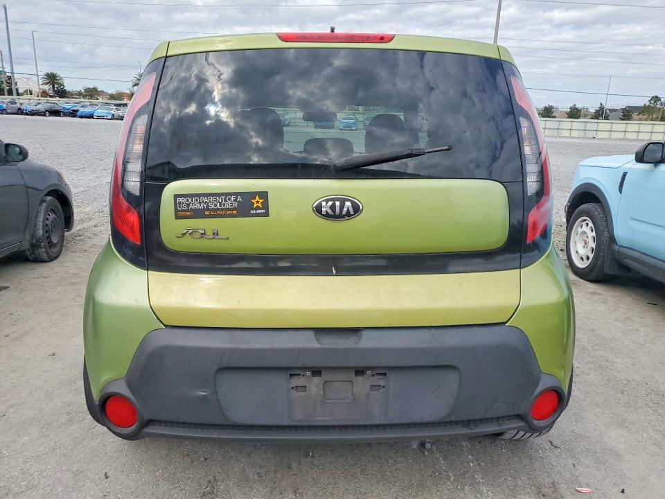 2015 KIA Soul +