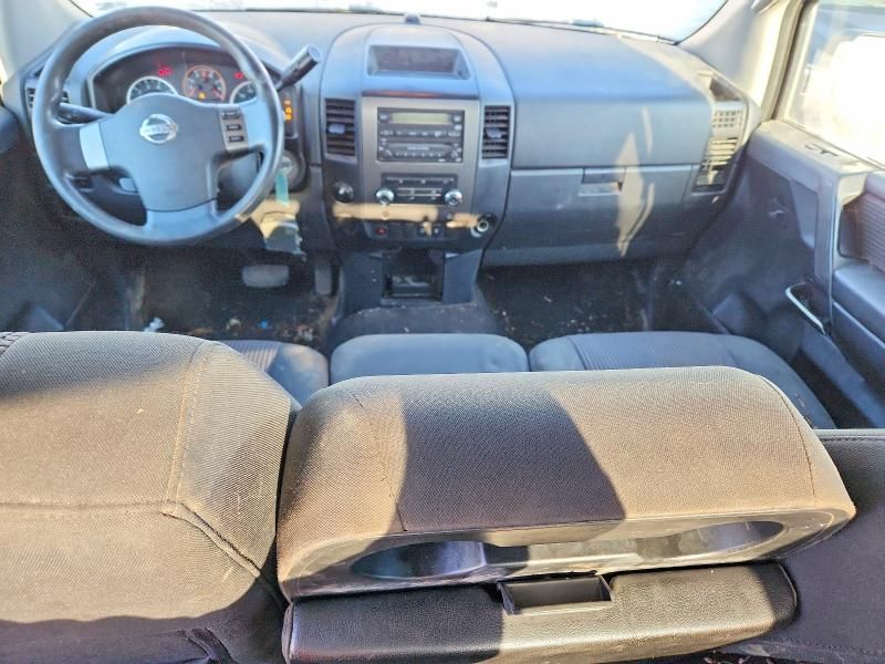 2010 Nissan Titan xe