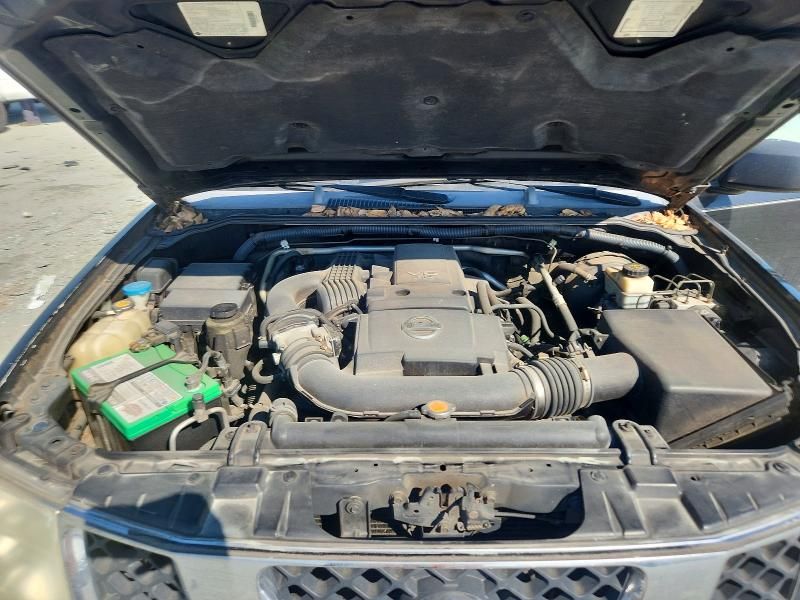 2005 Nissan Frontier King cab le