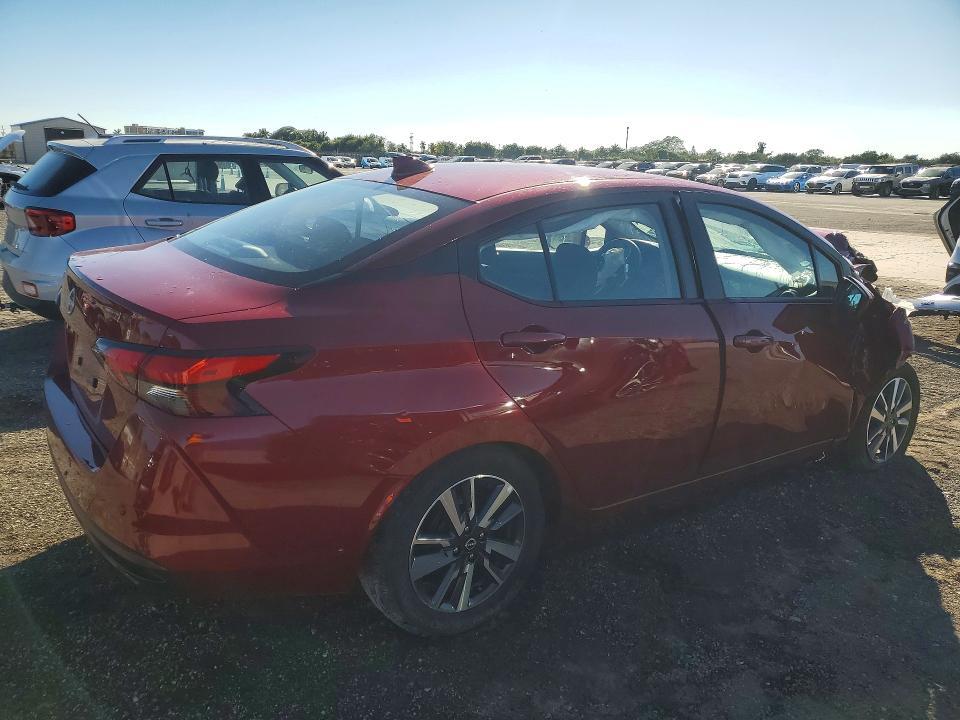 2025 Nissan Versa sv