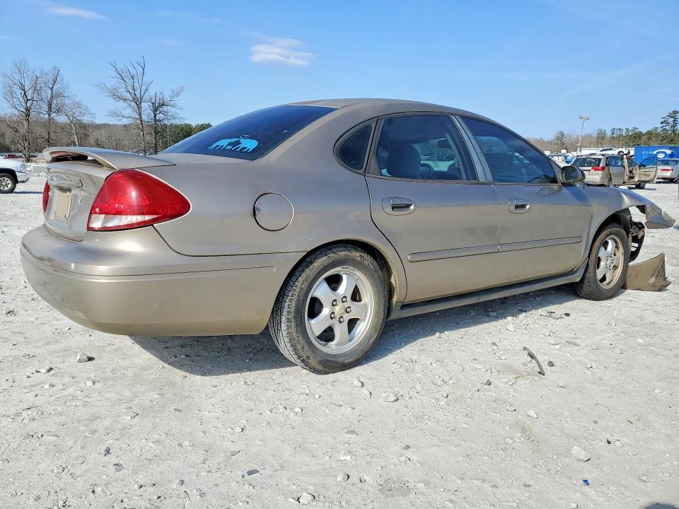 2005 Ford Taurus se