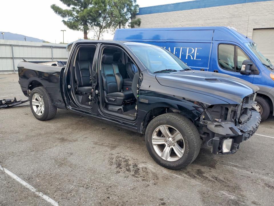 2014 Dodge RAM 1500 Sport