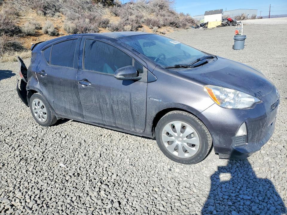 2014 Toyota Prius c