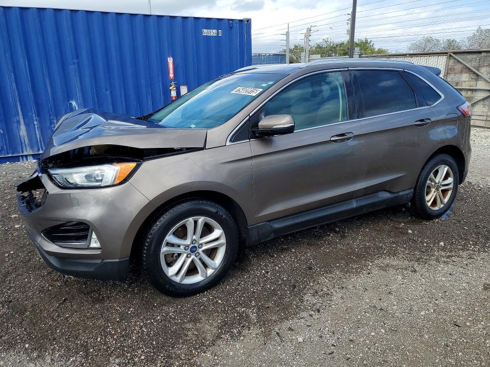 2019 Ford Edge sel