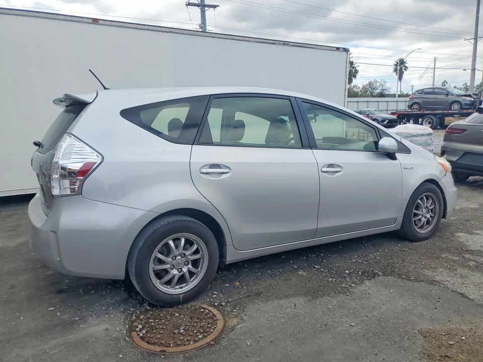 2014 Toyota Prius v