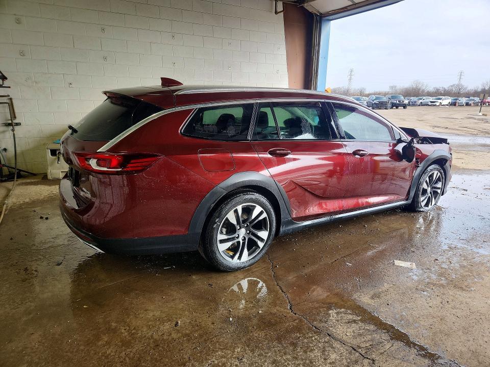 2018 Buick Regal Tourx Essence