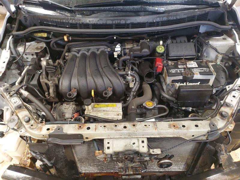 2010 Nissan Versa s