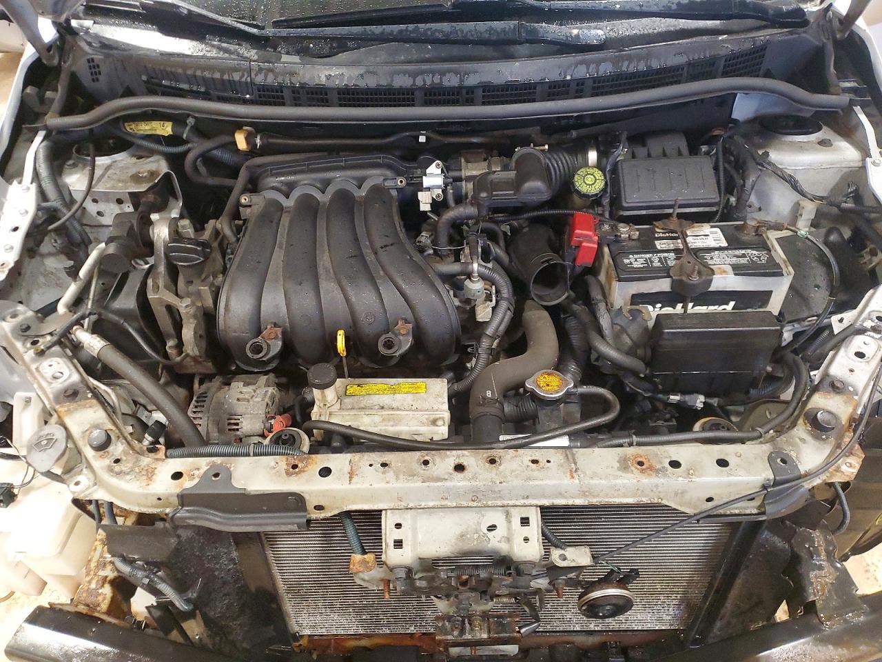 2010 Nissan Versa s