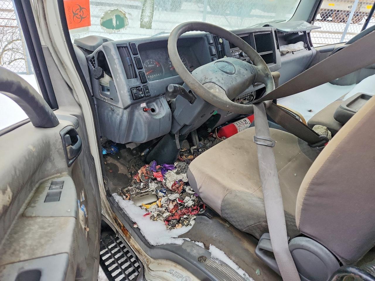 2013 Isuzu NPR HD Delivery Truck