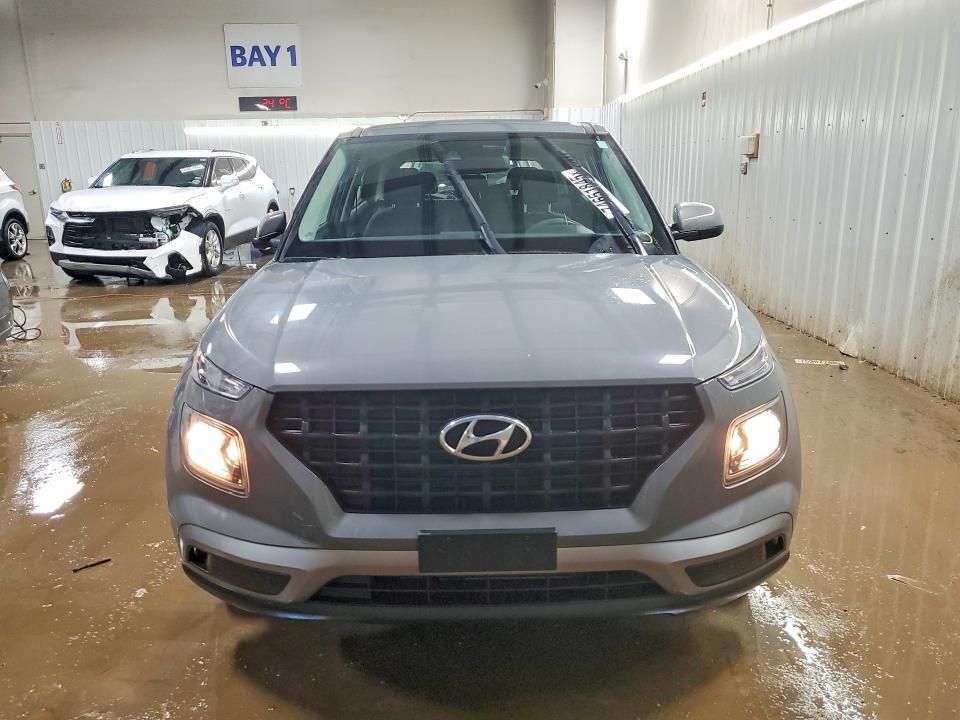 2022 Hyundai Venue se