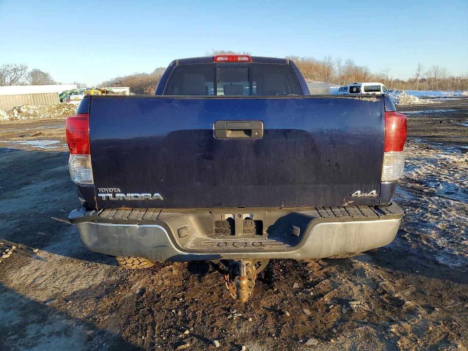 2011 Toyota Tundra Double cab SR5