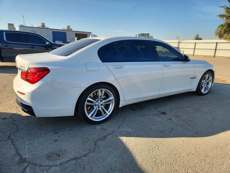 2015 BMW 750 li