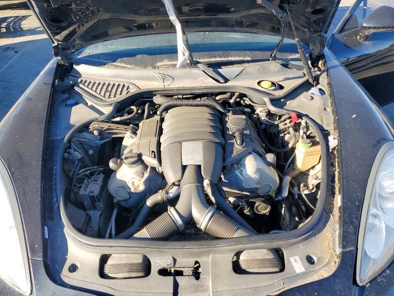 2013 Porsche Panamera 2