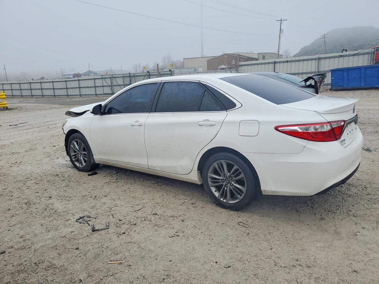 2017 Toyota Camry le