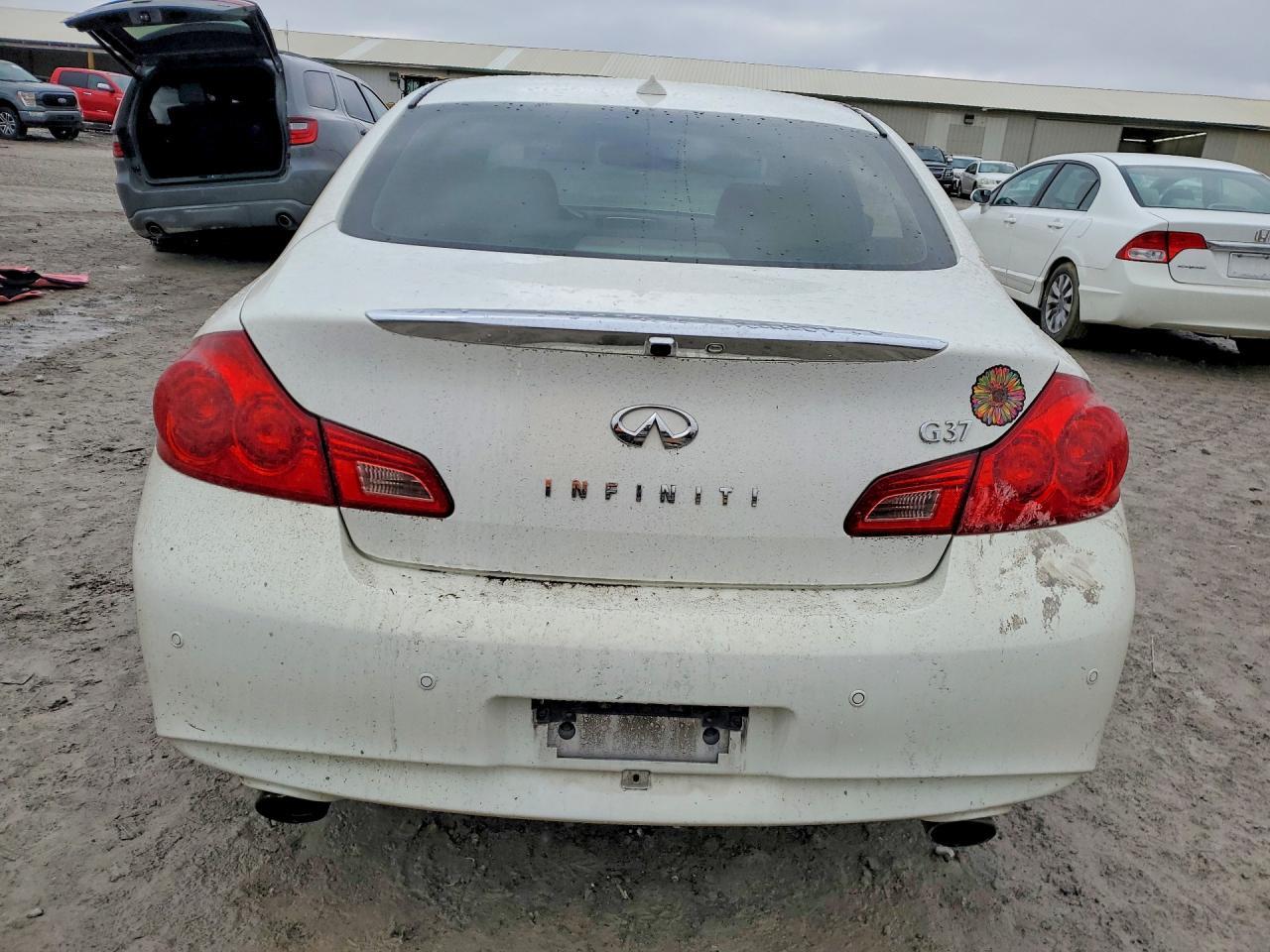 2012 Infinity G37