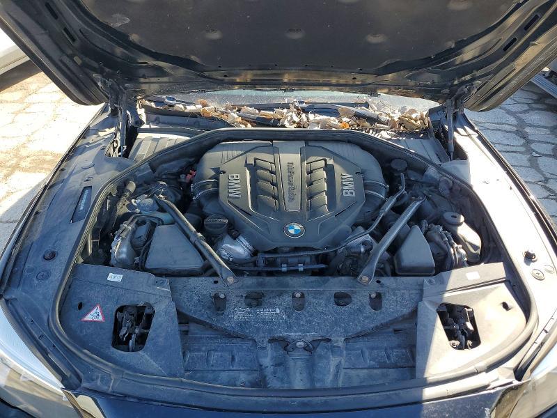 2013 BMW 750 xi