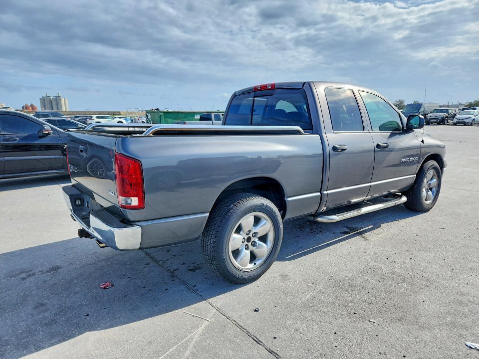 2004 Dodge Ram 1500 st