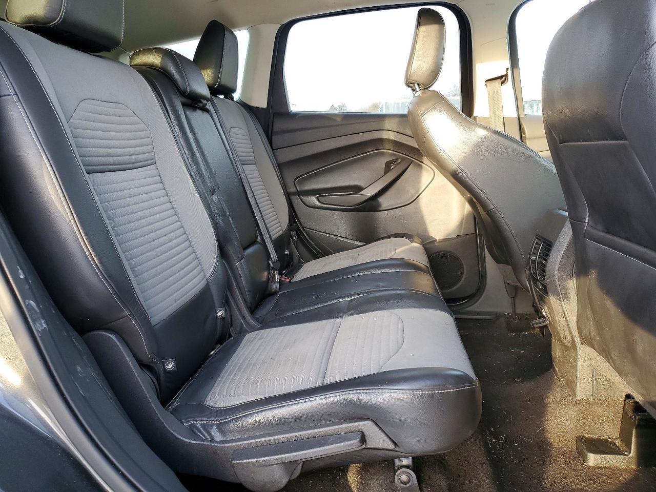 2019 Ford Escape se