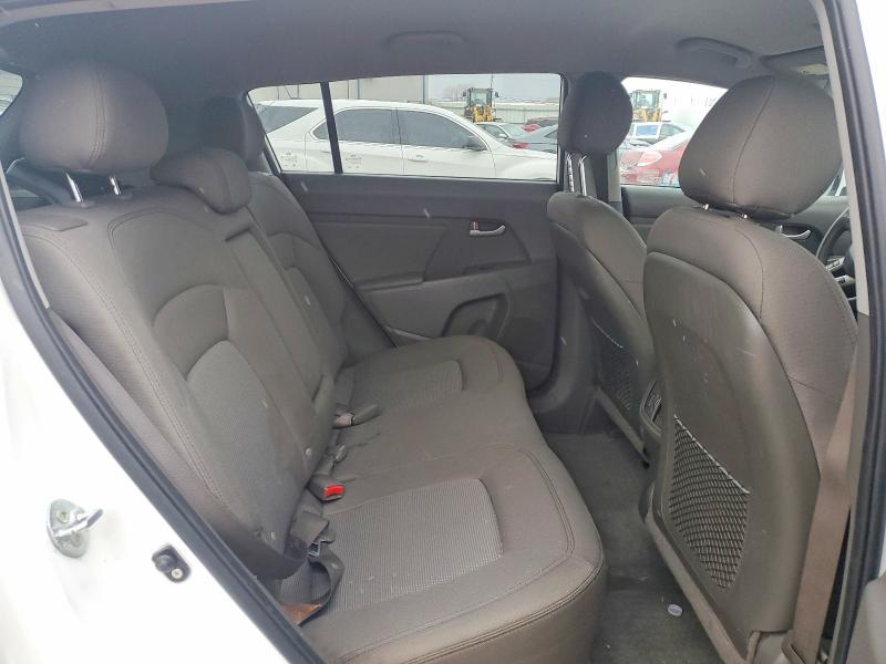 2014 KIA Sportage lx