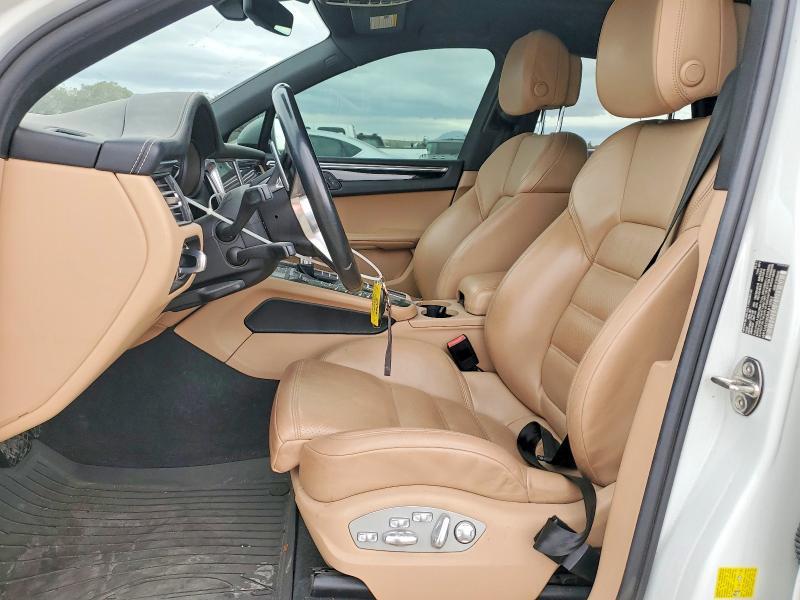 2021 Porsche Macan