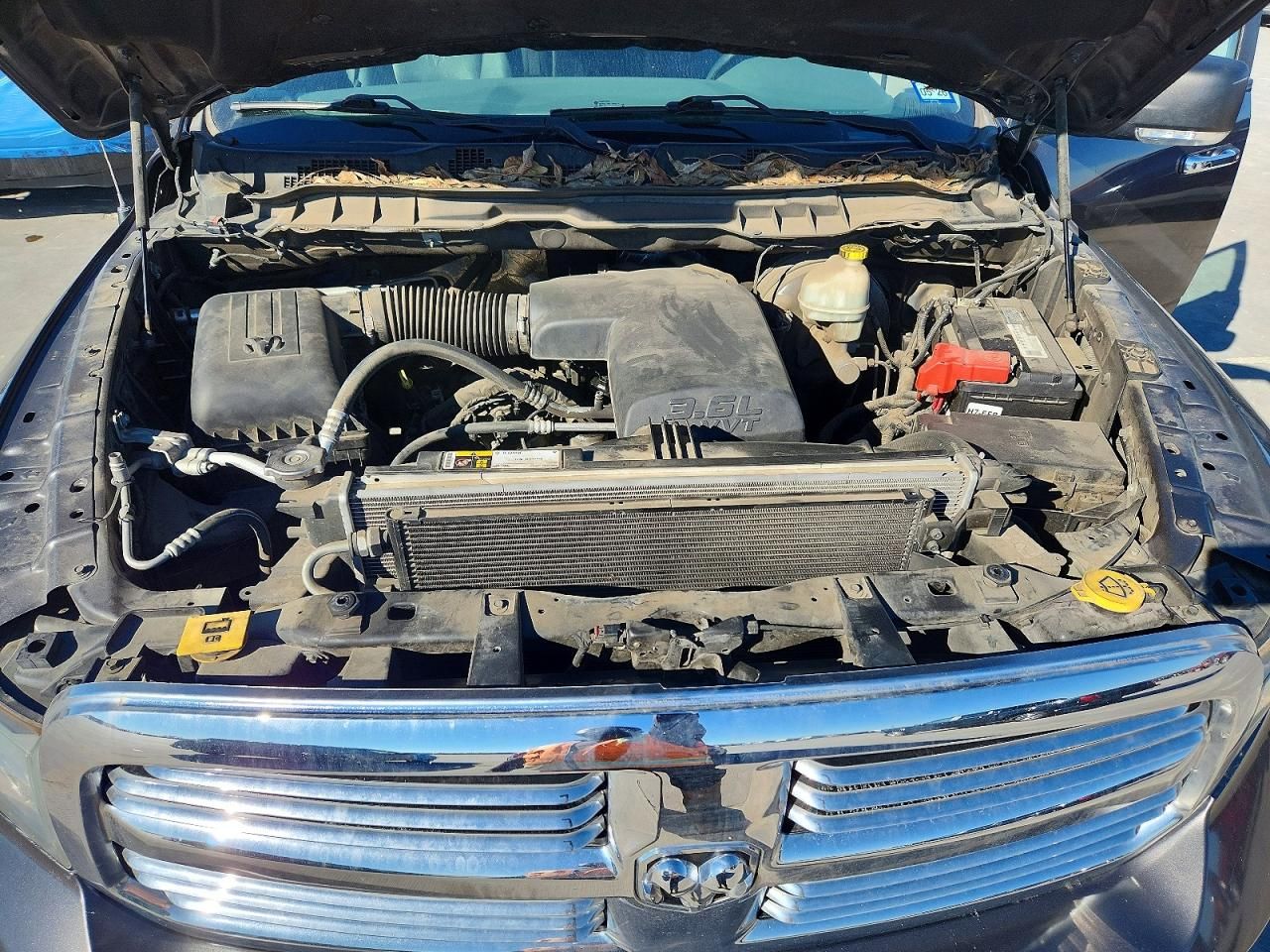 2016 Dodge Ram 1500 slt