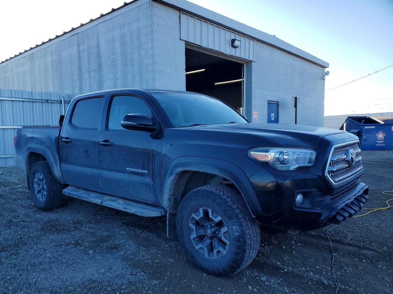 2017 Toyota Tacoma trd off Road