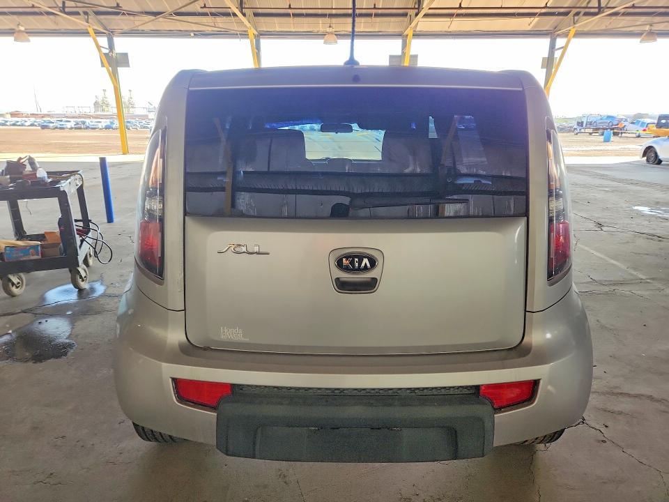2011 KIA Soul +