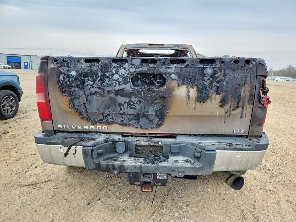 2013 Chevrolet Silverado K3500 LTZ