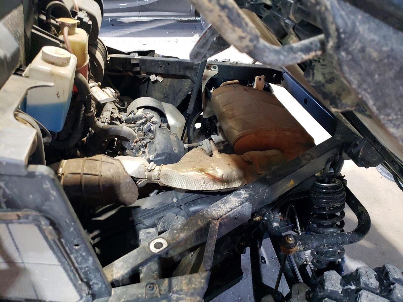 2025 Canm Defender-Utility Vehicle