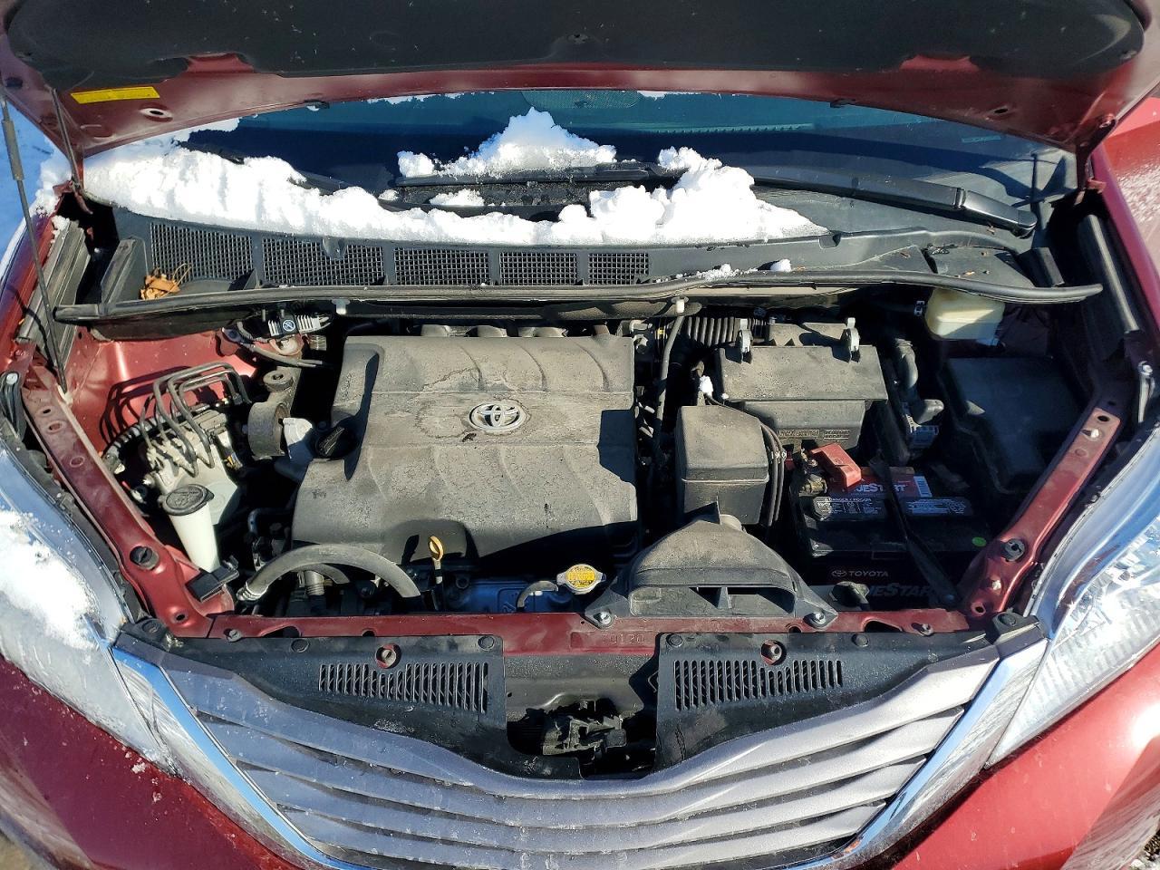 2016 Toyota Sienna xle