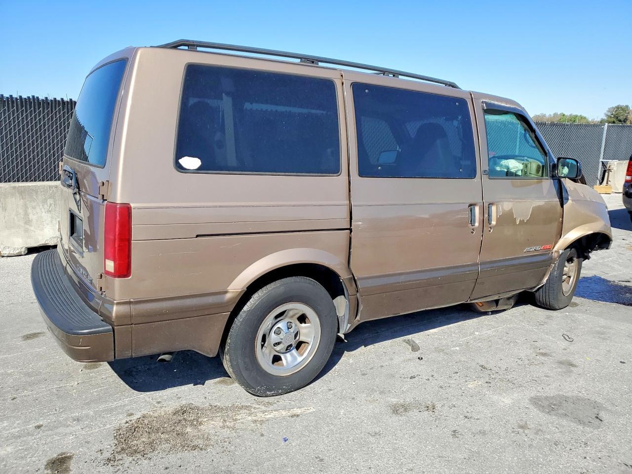 2002 Chevrolet Astro