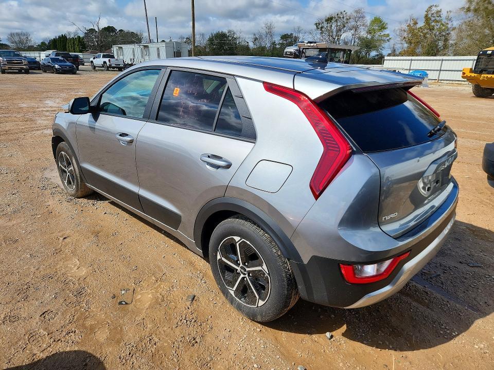 2026 KIA Niro lx