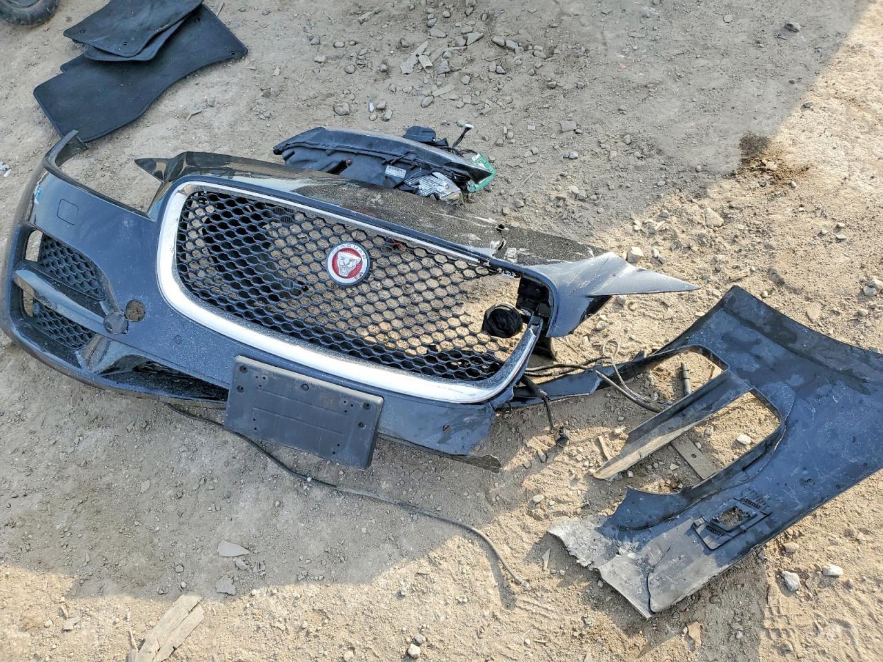 2017 Jaguar F-pace Prestige