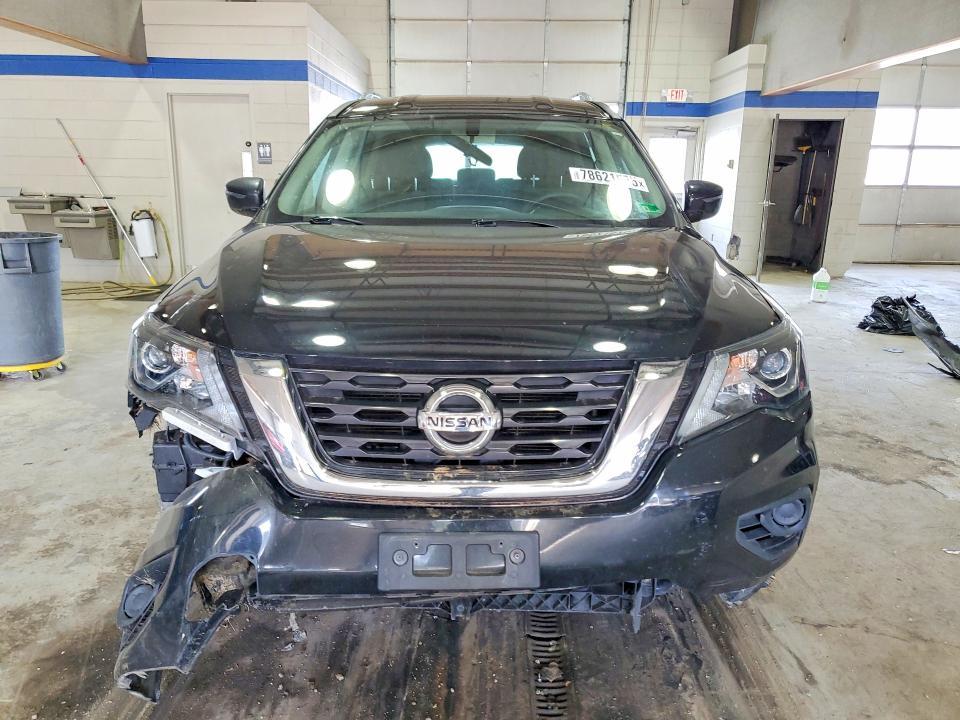 2019 Nissan Pathfinder s