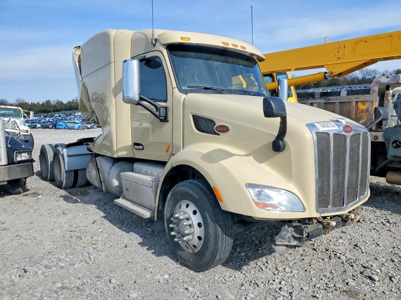 2016 Peterbilt 579