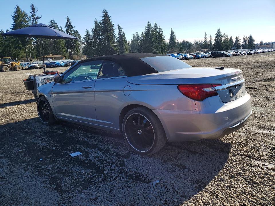 2013 Chrysler 200 Touring