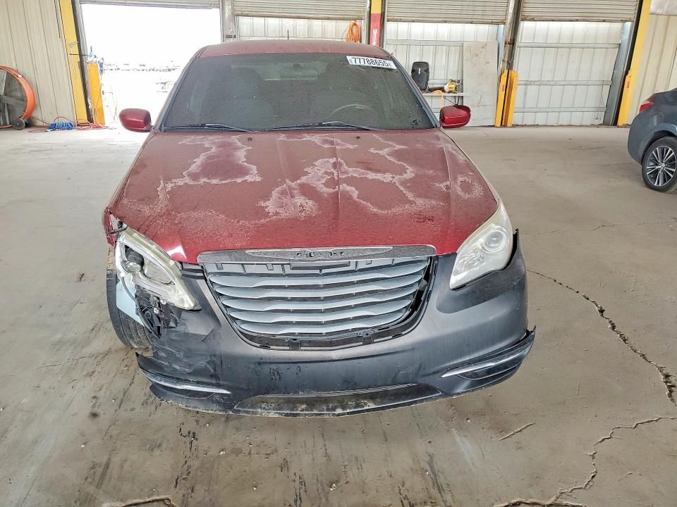 2013 Chrysler 200 lx