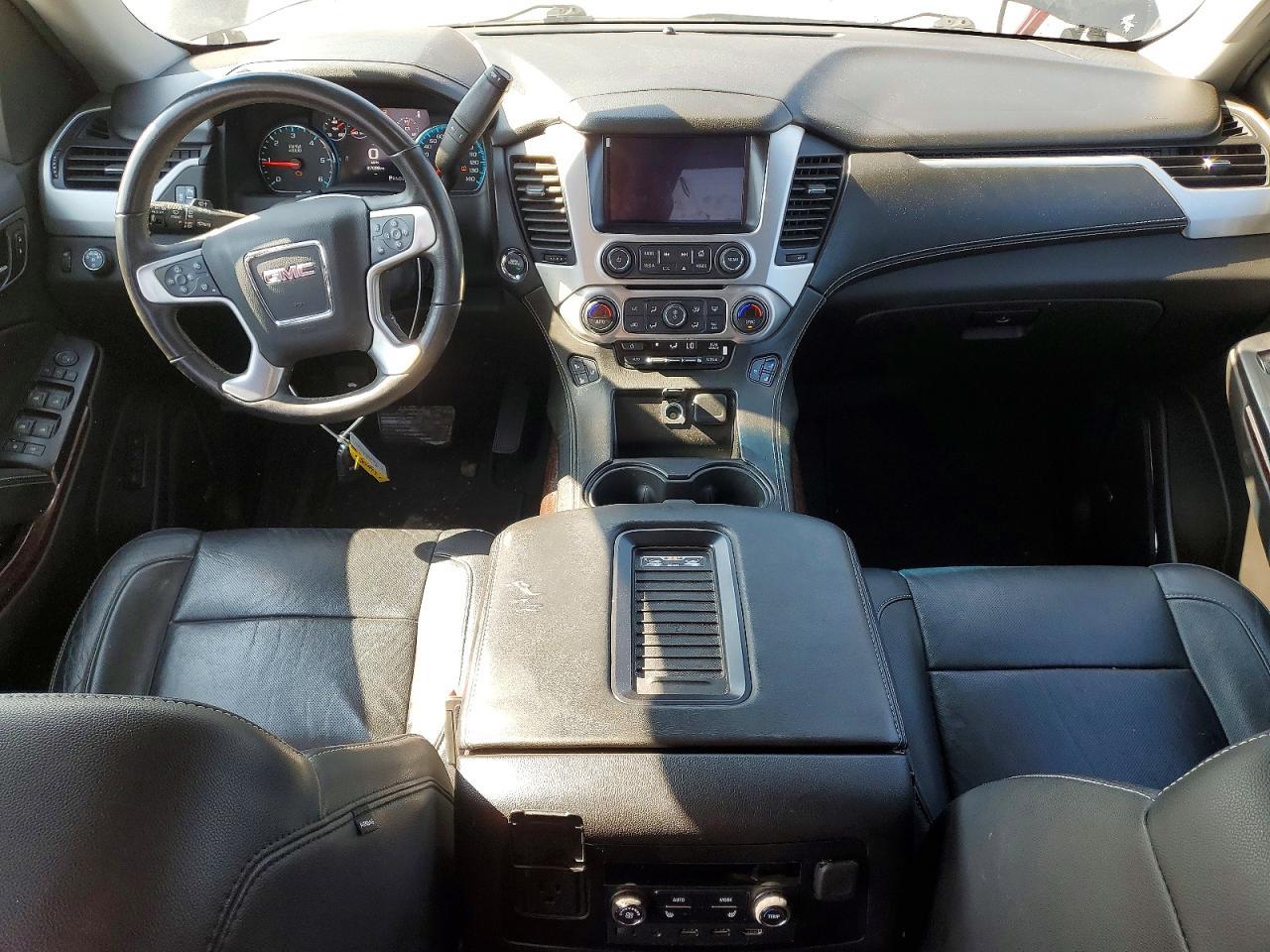 2017 GMC Yukon xl C1500 slt